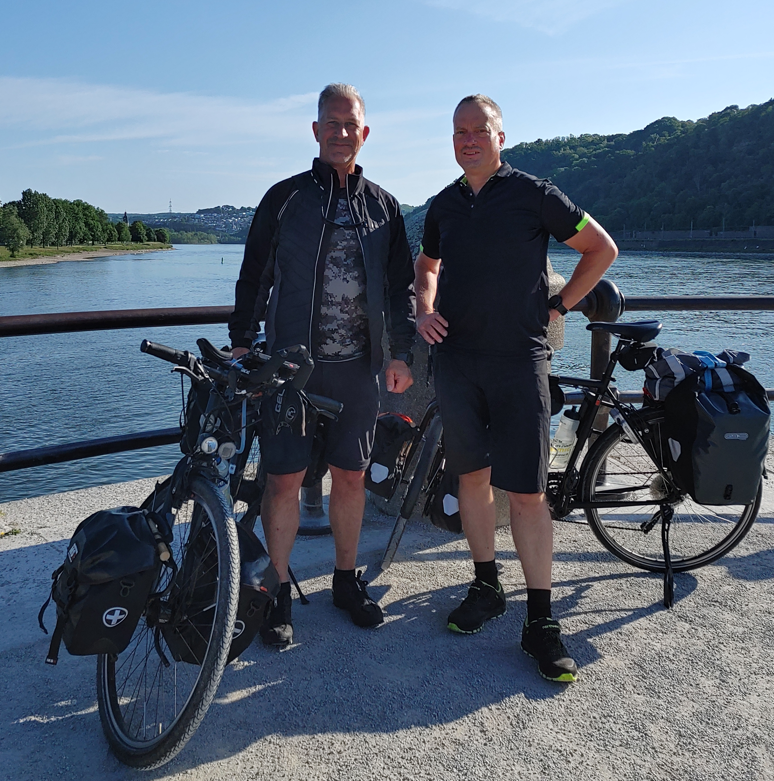 Frank und Stelios unterwegs auf ihrer Reise